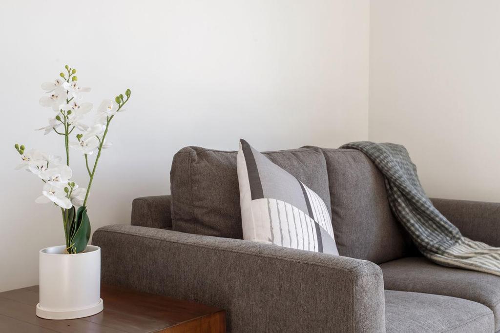 Stylish Brand New Sunny 3Bdrm 3Bth Garage Sleeps 6 Apartment Christchurch Bagian luar foto